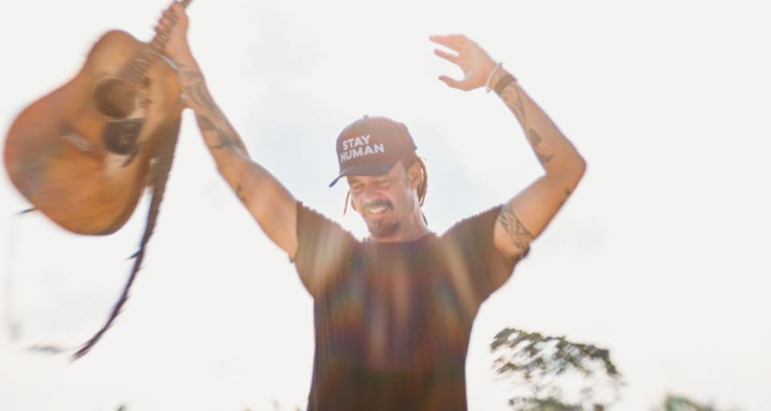 Michael Franti & Spearhead